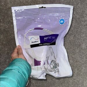 ResMed AirFit F20 Full Face Mask for her